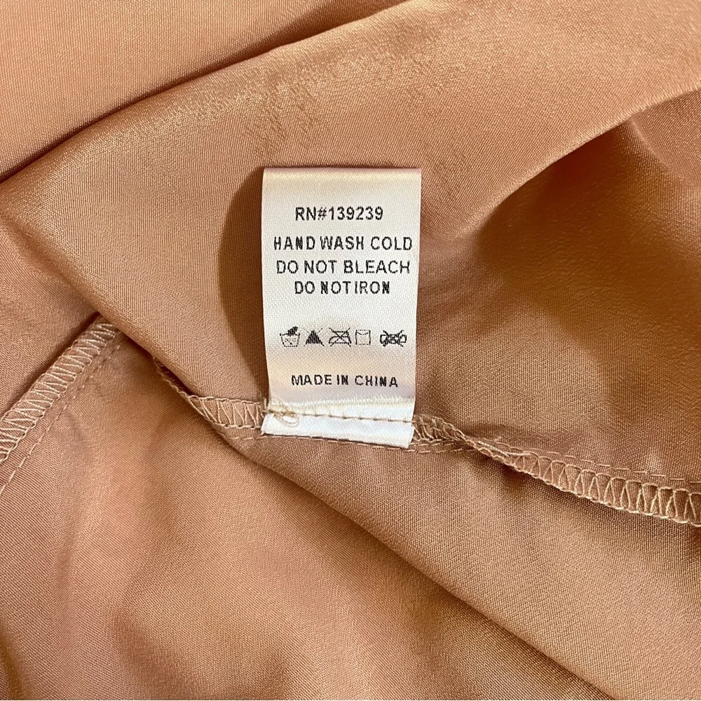 NWT Do+Be White Lace Maxi Dress w/ Spaghetti Straps, Slit, & Blush Pink Liner - Picture 9 of 16